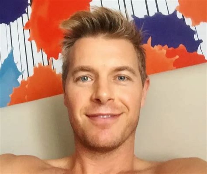 Actor Rick Cosnett comes out as gay!