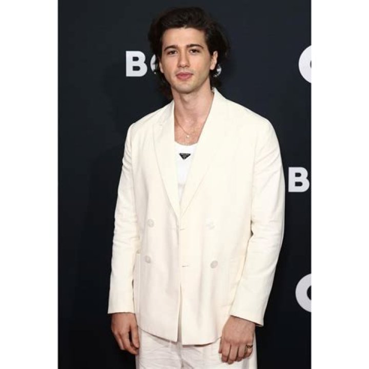 Alex Fitzalan - Age, Family, Bio