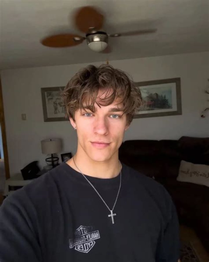 Alex Fordy - Age, Family, Bio