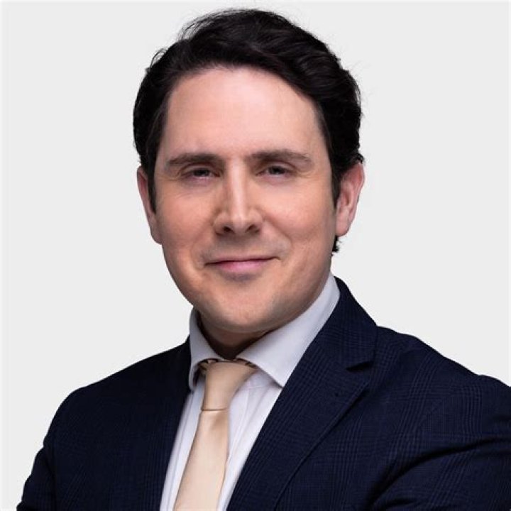 Andre Gomes Bio (Wiki) 