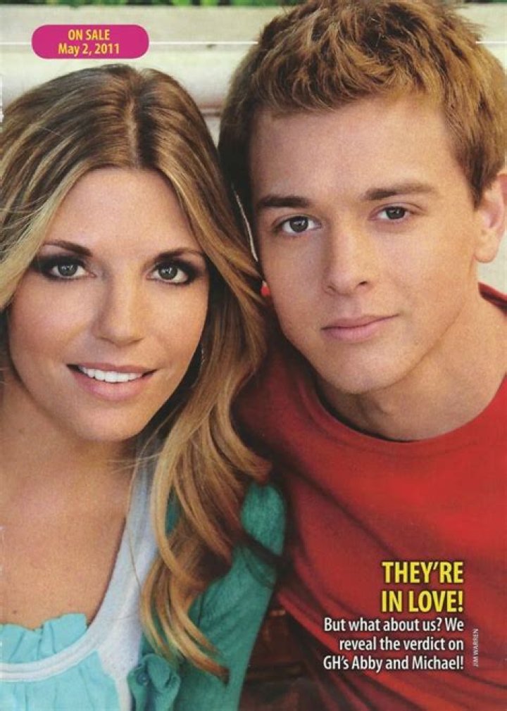 Andrea Bogart - Age, Family, Bio