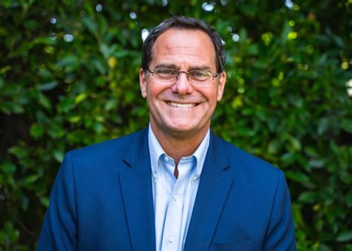 Andy Buckley Bio (Wiki) 