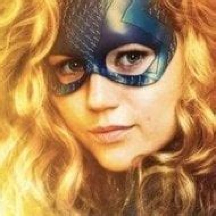 Anjelika Washington - Age, Family, Bio