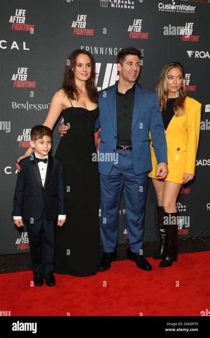 Annabelle Stephenson - Age, Family, Bio