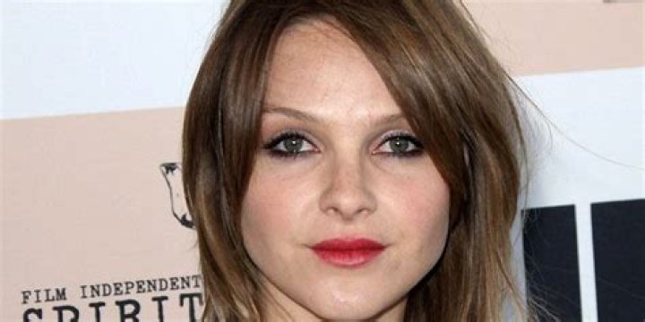 Beau Garrett - Age, Family, Bio