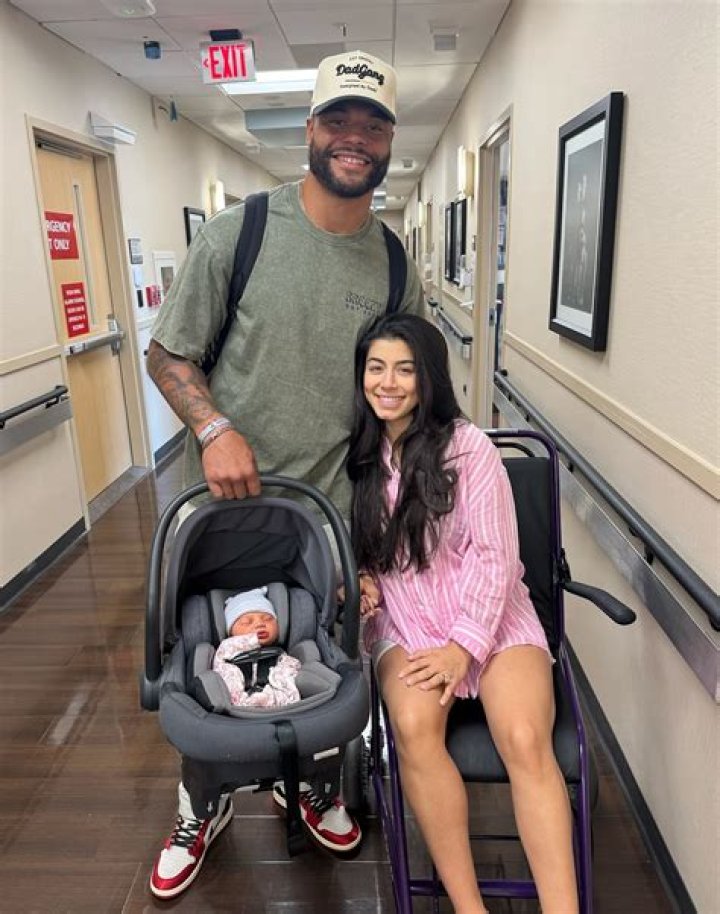 Bella Ramos - Age, Family, Bio