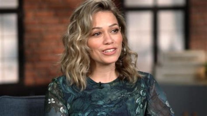 Bethany Joy Lenz Bio (Wiki) 