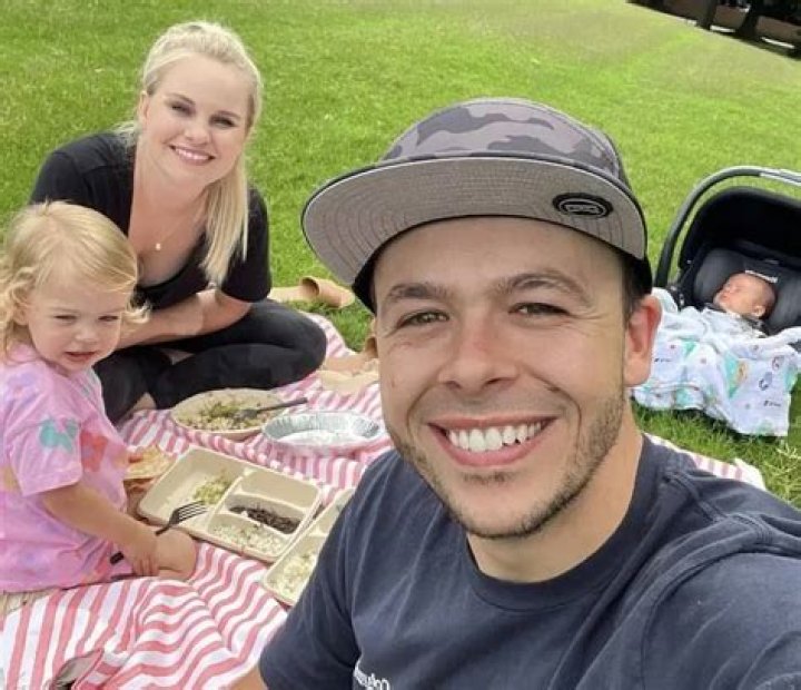 Brad Mates - Age, Family, Bio