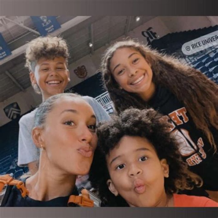 Brian Skinner - Age, Family, Bio