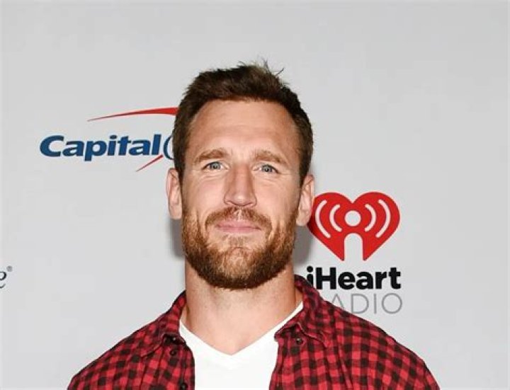 Brooks Laich Bio (Wiki) 