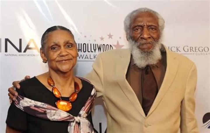 Carter Gregory - Age, Family, Bio