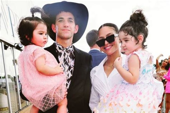 Cassie Campbell - Age, Family, Bio