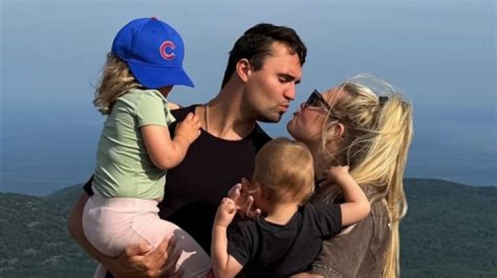 Chaz Flynn bio, Wikipedia, net worth, father, family, parents, college, Instagram, girlfriend