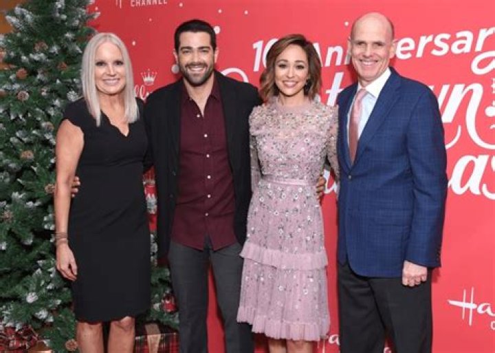 Christmas Abbott - Age, Family, Bio