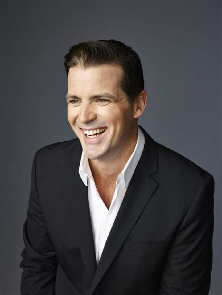 Damon Bayles Bio (Wiki) 