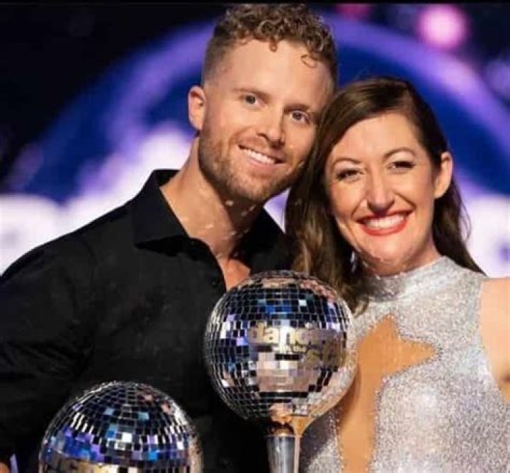 Dancing with the Stars Australia Winning Star, Celia Pacquola Is Not Married Woman