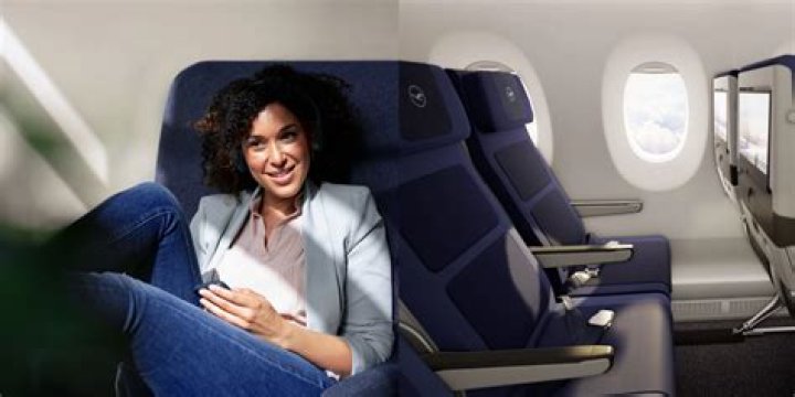 Does Air France have extra legroom seats?