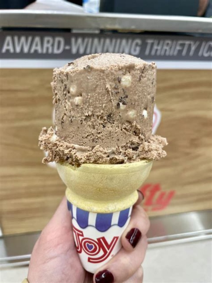 Does Rite Aid serve ice cream?