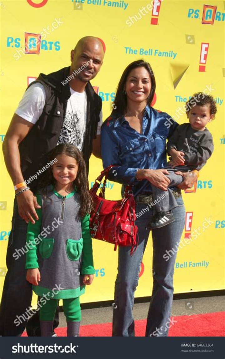 Dondre Whitfield - Age, Family, Bio