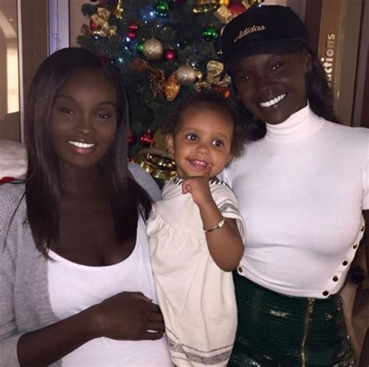 Duckie Thot - Age, Family, Bio