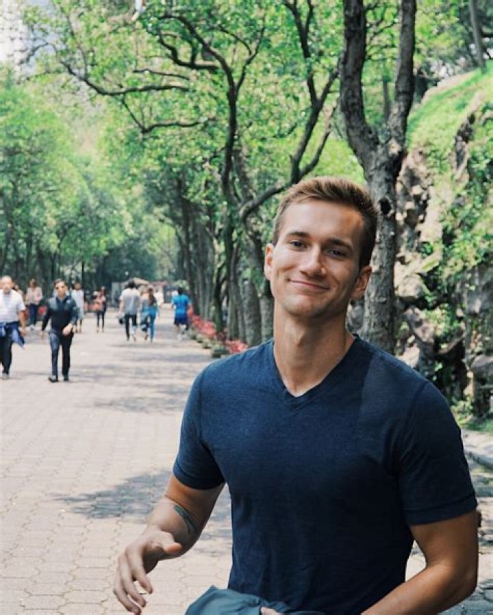 Ethan Hethcote - Age, Family, Bio