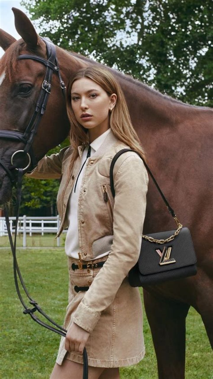 Eve Jobs, Equestrian Is Now One Of The DNA Models !