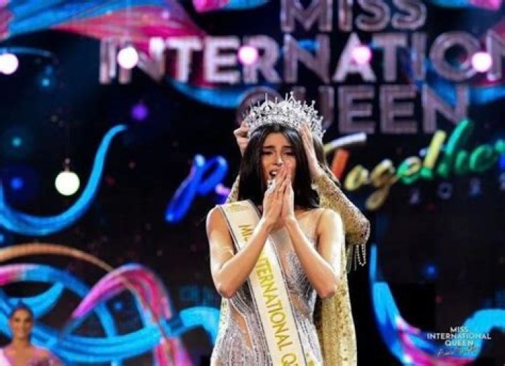 
Fuschia Sumner Height, Weight, Net Worth, Age, Birthday, Wikipedia, Who, Nationality, Biography 