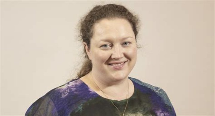 Gemma Jones - Age, Family, Bio