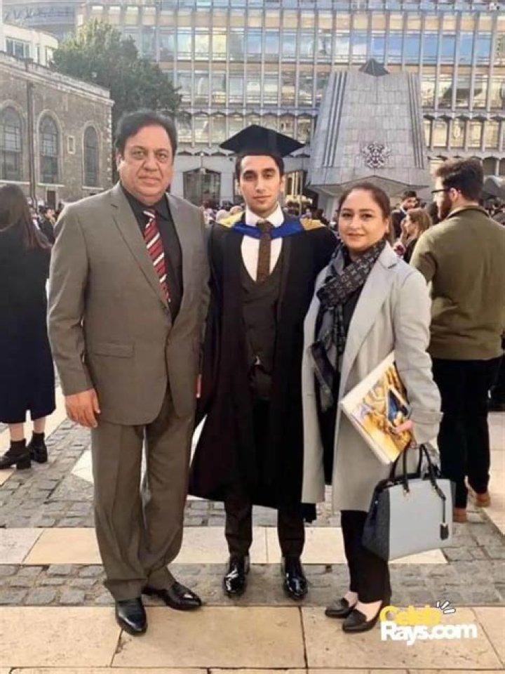 Hamza Ahmed - Age, Family, Bio