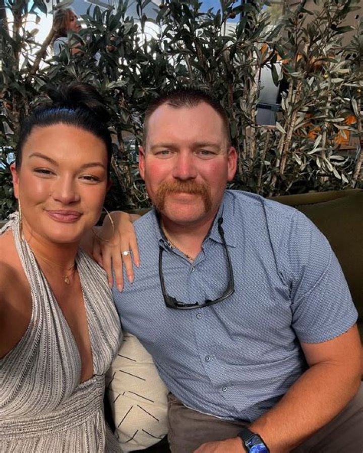 Hannah Fugazzi - Age, Family, Bio