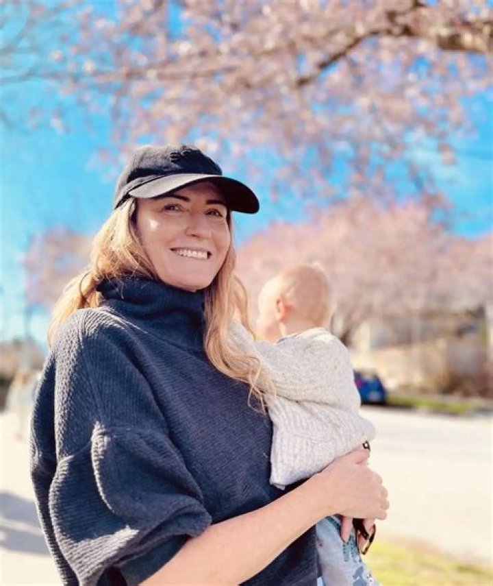 Helene Joy - Age, Family, Bio