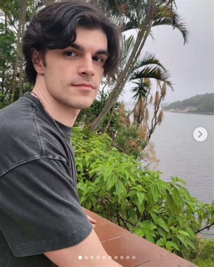 Hope Howard - Age, Family, Bio