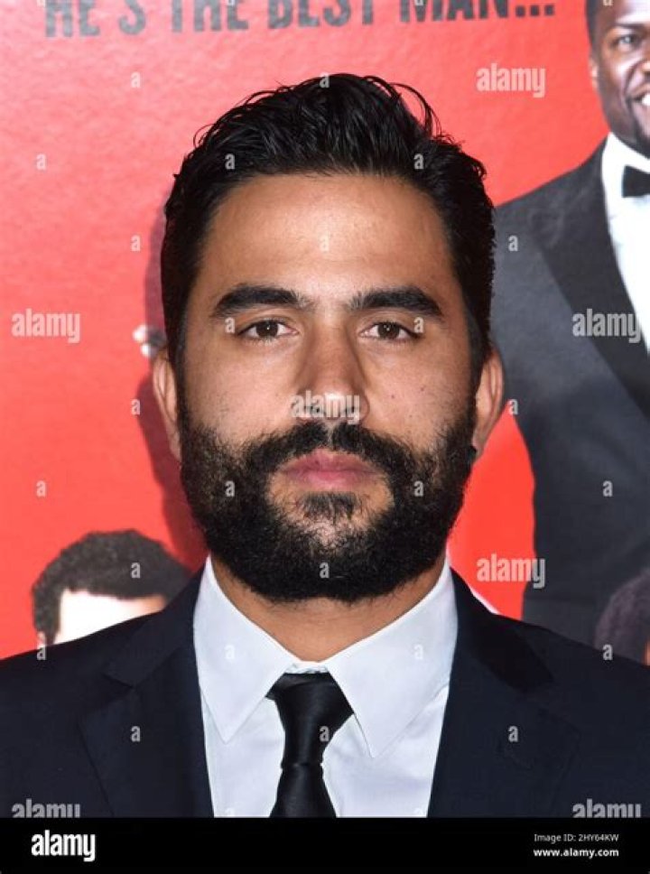Ignacio Serricchio - Age, Family, Bio