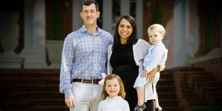 Insight on Elisa Yao and Patrick Stump’s married life! Know about their children, net worth, social media, biography