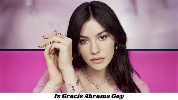 Is Gracie Abrams Gay? Age, Height, Net Worth