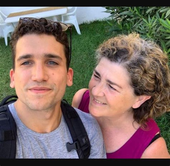 Jaime Lorente - Age, Family, Bio