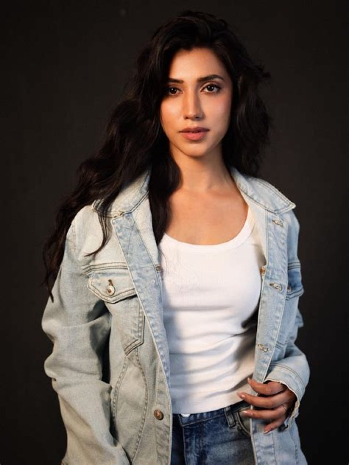Jasmine Kaur - Trivia, Family, Bio