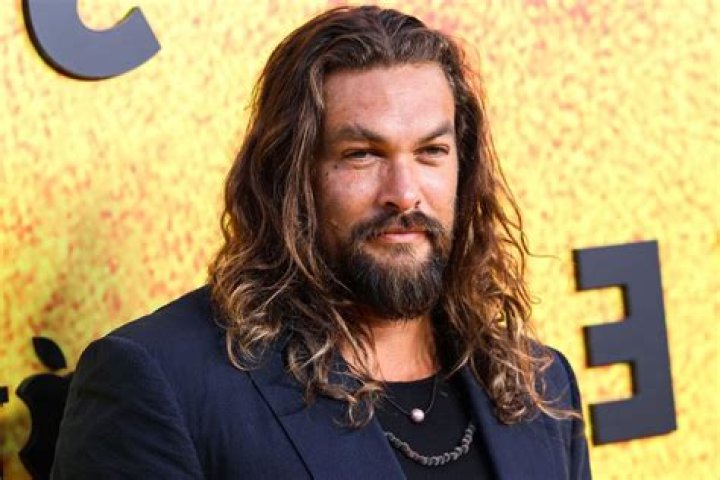 Jason Momoa shaved his head to highlight the issue of single use plastic
