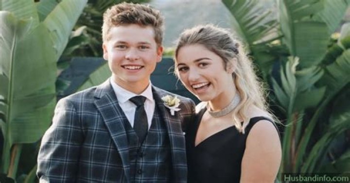 Jason Robertson - Age, Family, Bio