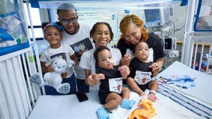 Javar Escobar - Age, Family, Bio