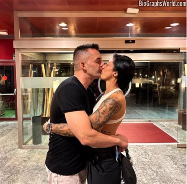 Jennifer Hermoso - Age, Family, Bio