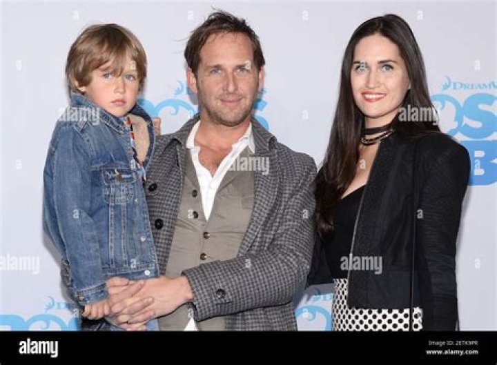 Jessica Lucas - Age, Family, Bio