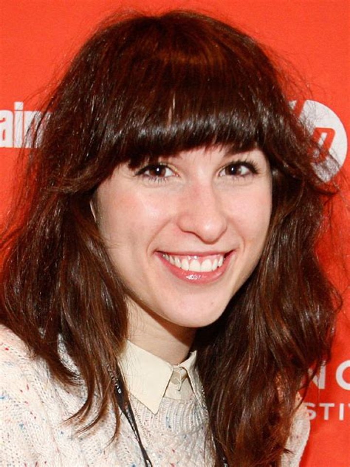 Julia Pott - Age, Family, Bio