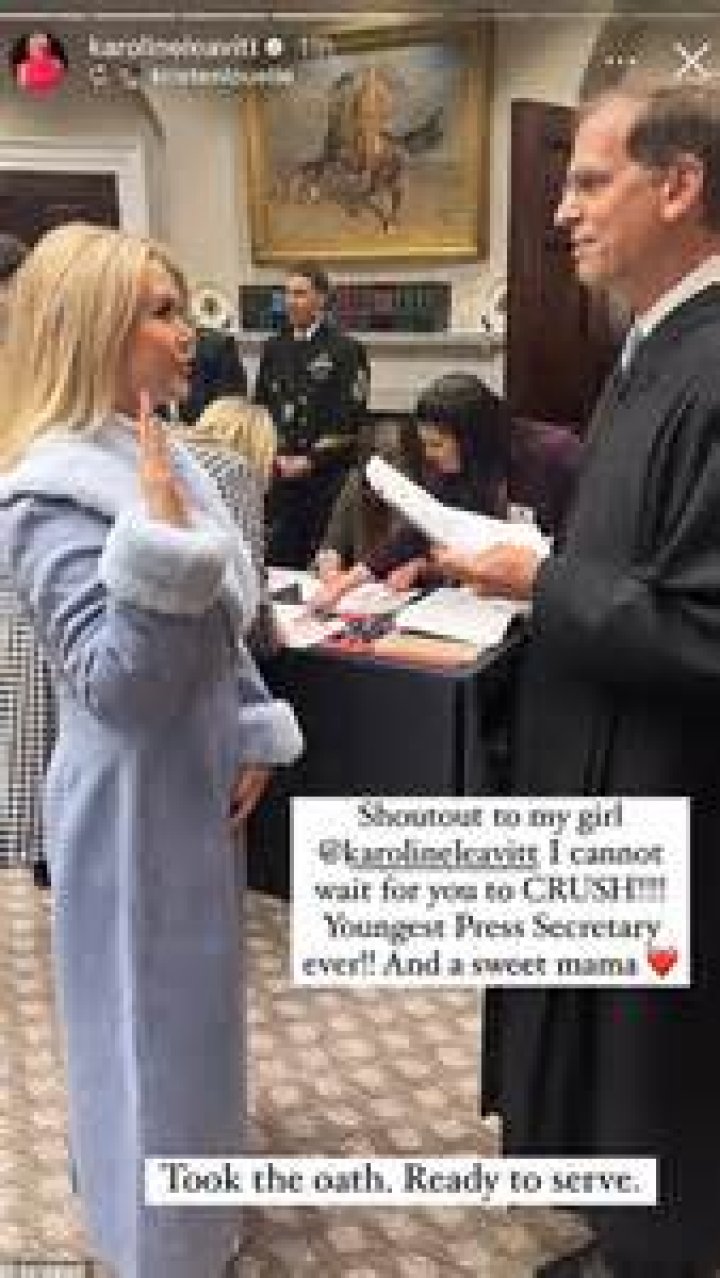 Karolyn Pho Bio (Wiki) 