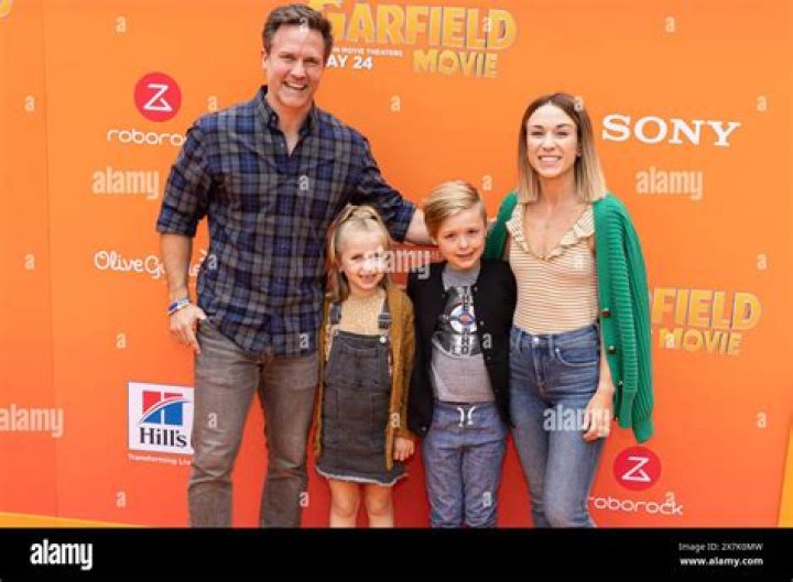 Kelsey Mayfield Bio (Wiki) 