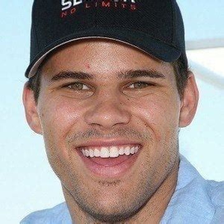 Kris Humphries - Age, Family, Bio