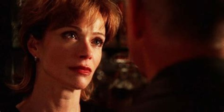 
Lauren Holly’s Net Worth and The Real Reason The Hot Actress Left NCIS 
