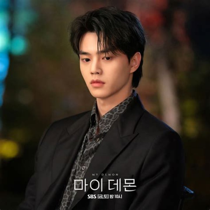 Lee Yoo-Mi Bio (Wiki) 