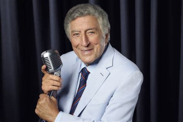 Legendary Singer Tony Bennett Dies at 96 Following Alzheimer’s Diagnosis!