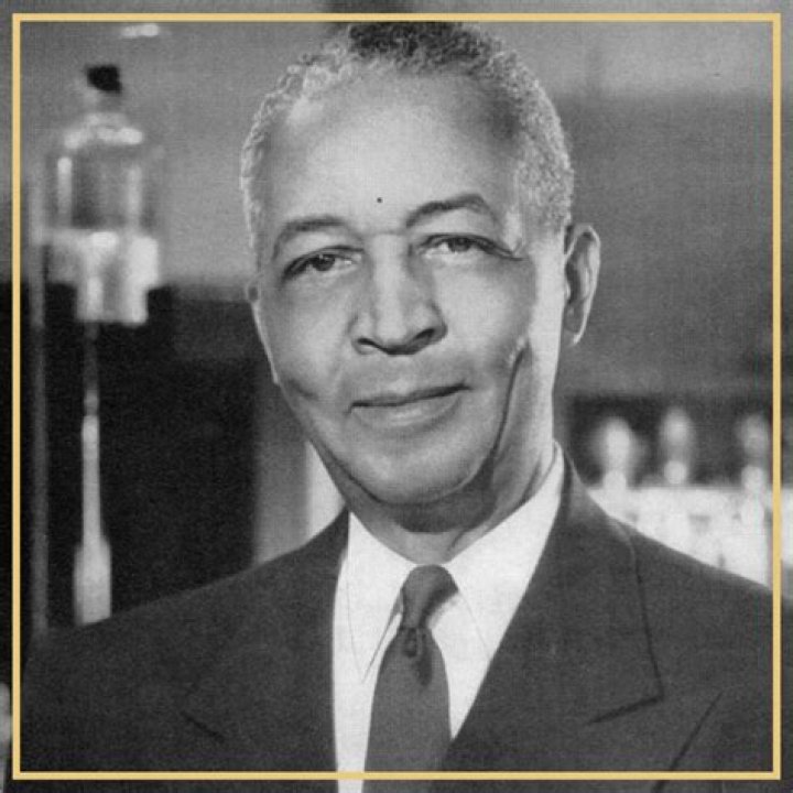 Lloyd Hall - Trivia, Family, Bio